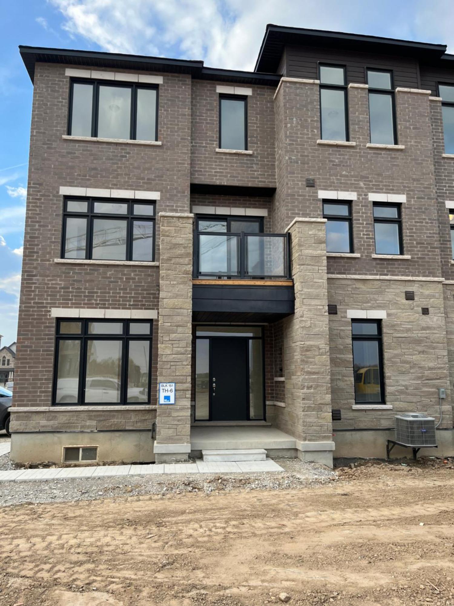 Apartamento Luxury Brand New Townhouse In Milton Ontario Exterior foto